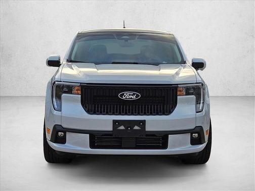 Space White Metallic 2026 Ford Maverick Lobo