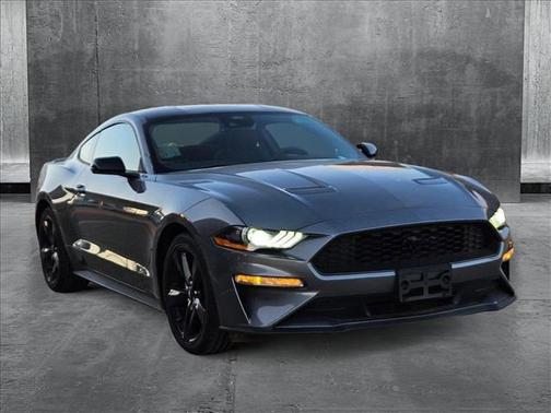 2022 Ford Mustang EcoBoost