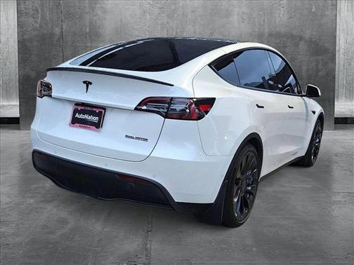 2022 Tesla Model Y Performance Dual Motor All-Wheel Drive
