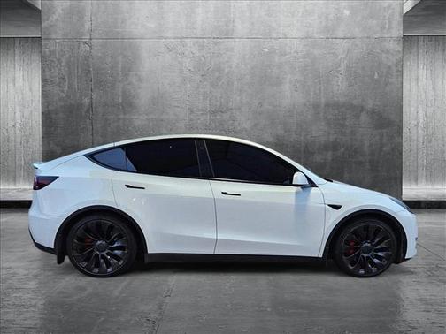 2022 Tesla Model Y Performance Dual Motor All-Wheel Drive