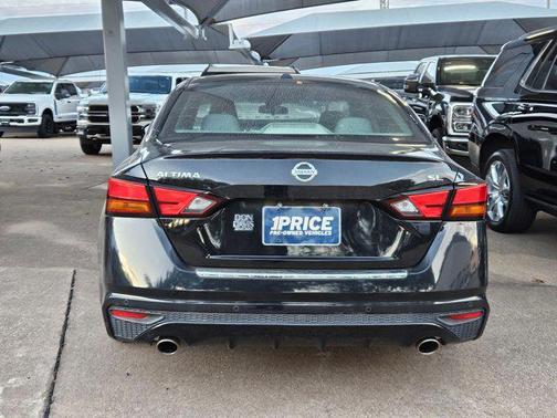 2021 Nissan Altima 2.5 SL