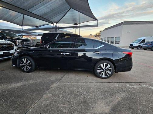 2021 Nissan Altima 2.5 SL