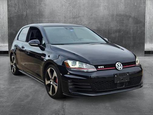 2016 Volkswagen Golf GTI 2.0T SE 2-Door