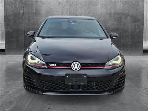 2016 Volkswagen Golf GTI 2.0T SE 2-Door