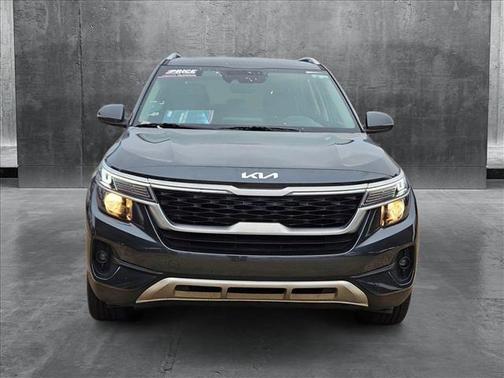 2023 Kia Seltos EX