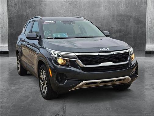 2023 Kia Seltos EX