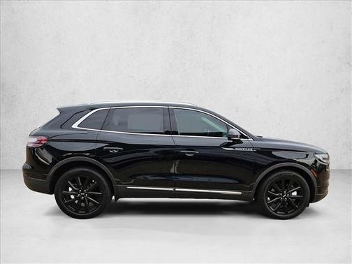Infinite Black Metallic Clearcoat 2022 Lincoln Nautilus Reserve
