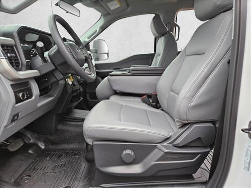 Oxford White 2026 Ford F-350 XL