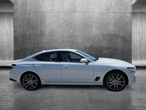 2025 Genesis G70 2.5T AWD