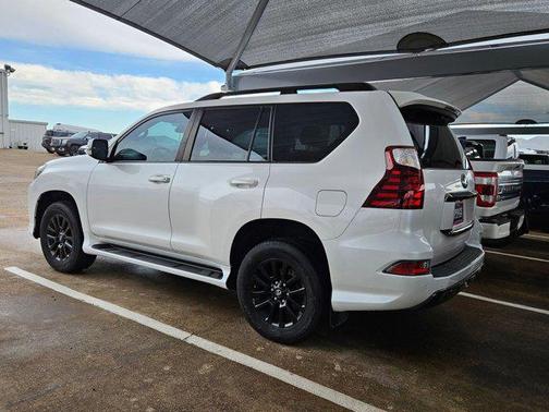 Starfire Pearl 2022 Lexus GX 460 Base