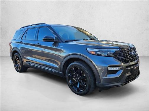 2022 Ford Explorer ST-Line
