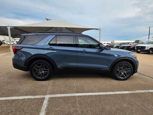 Vapor Blue Metallic 2025 Ford Explorer ST