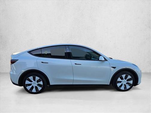 Pearl White Multi-Coat 2023 Tesla Model Y Long Range Dual Motor All-Wheel Drive