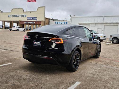 Solid Black 2022 Tesla Model Y Long Range Dual Motor All-Wheel Drive