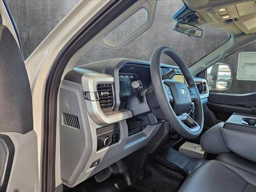 2025 Ford F-450 XL