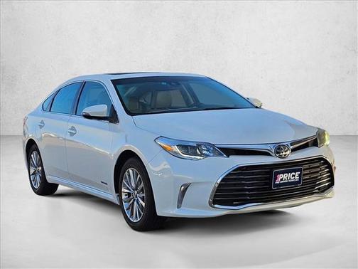 Blizzard Pearl 2018 Toyota Avalon Hybrid Limited
