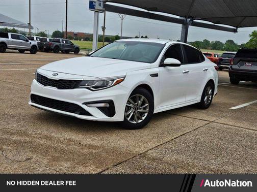 Snow White Pearl 2019 Kia Optima LX