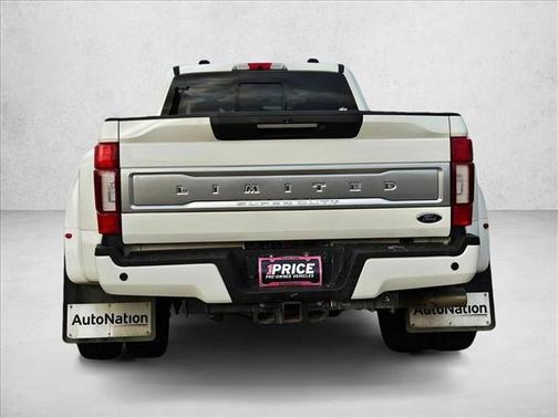 Star White Metallic Tri-Coat 2022 Ford F-350 Limited