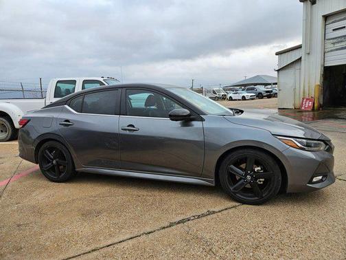 2022 Nissan Sentra SR