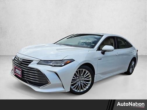 2019 Toyota Avalon Hybrid Limited