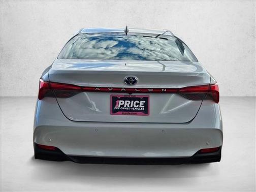 2019 Toyota Avalon Hybrid Limited