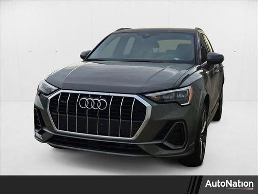 2021 Audi Q3 45 S line Premium