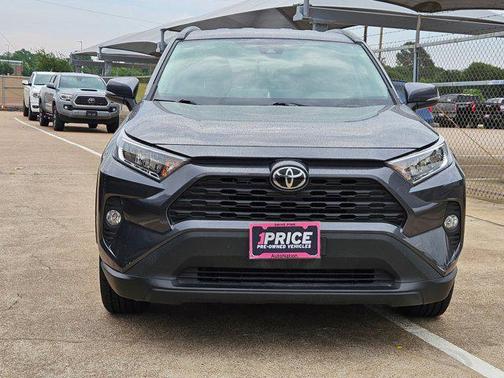 Magnetic Gray Metallic 2020 Toyota RAV4 XLE