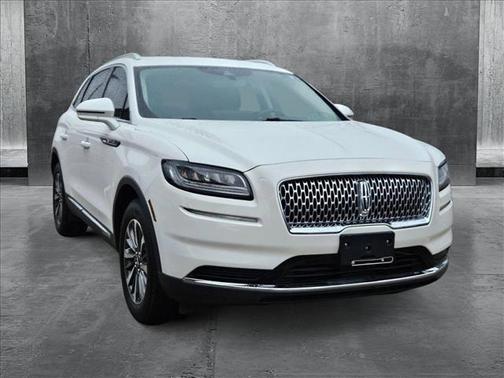 2022 Lincoln Nautilus Standard