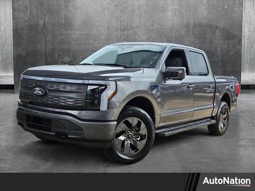 2025 Ford F-150 Lightning LARIAT