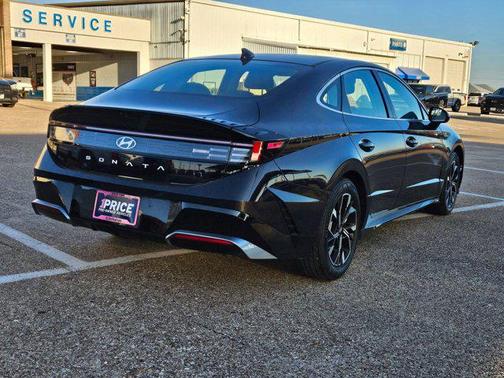 2025 Hyundai SONATA SEL