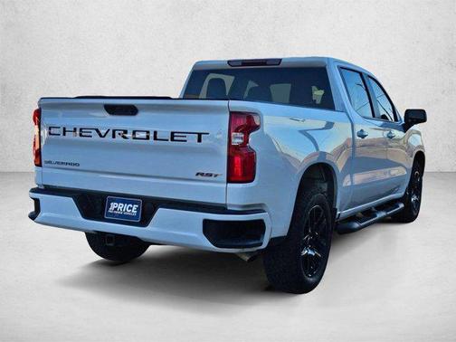 Summit White 2026 Chevrolet Silverado 1500 RST