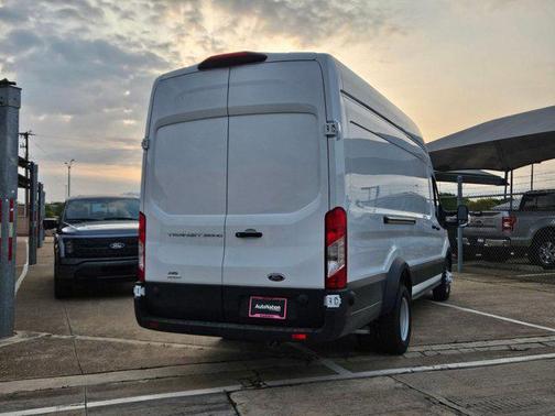 2025 Ford Transit-350 Base