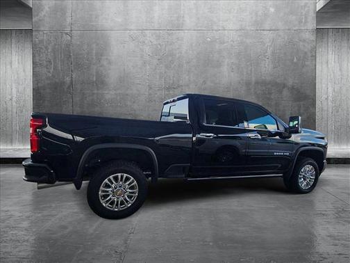 2022 Chevrolet Silverado 3500 High Country