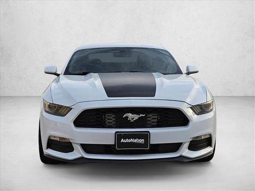 Oxford White 2015 Ford Mustang V6