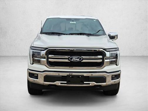 Star White Metallic Tri-Coat 2026 Ford F-150 Lariat
