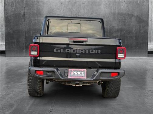 2022 Jeep Gladiator Overland
