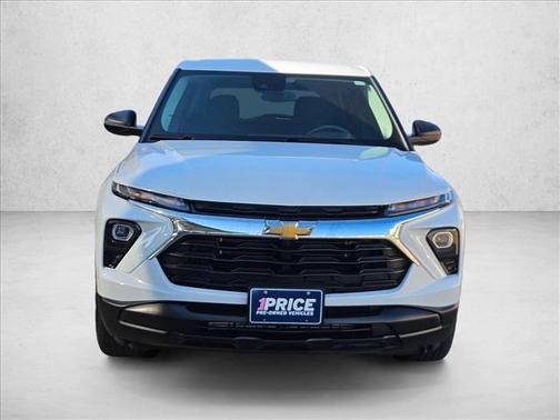Summit White 2024 Chevrolet Trailblazer LS
