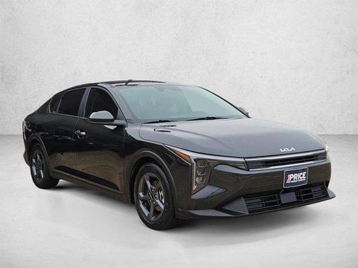Interstellar Gray 2025 Kia K4 LXS