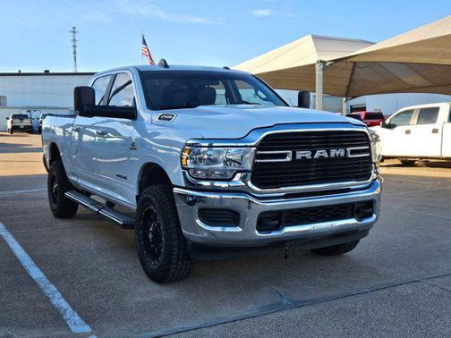 2019 RAM 2500 Big Horn Crew Cab 4x4 6'4' Box