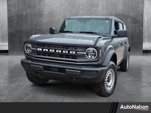 2025 Ford Bronco Base 4 Door 4x4