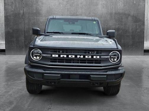 2025 Ford Bronco Base 4 Door 4x4