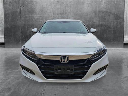 2018 Honda Accord Touring 2.0T