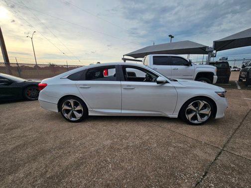 2018 Honda Accord Touring 2.0T