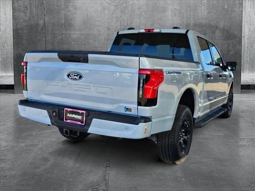 2025 Ford F-150 Lightning XLT