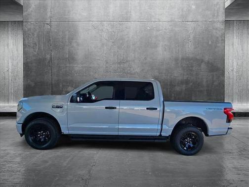 2025 Ford F-150 Lightning XLT