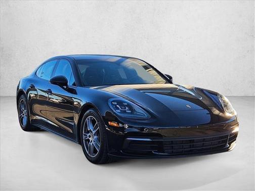2019 Porsche Panamera 4