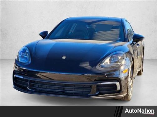 2019 Porsche Panamera 4
