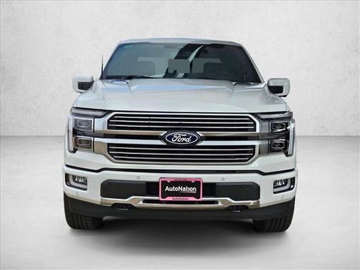 Star White Metallic Tri-Coat 2026 Ford F-150 Platinum