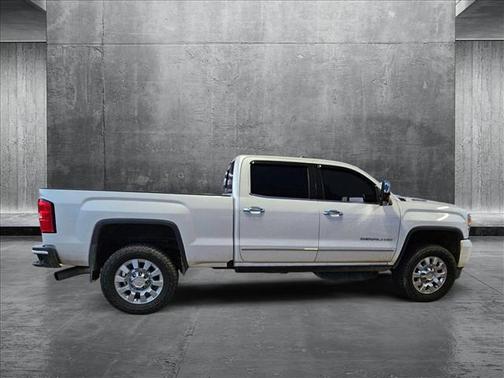 2019 GMC Sierra 2500 Denali