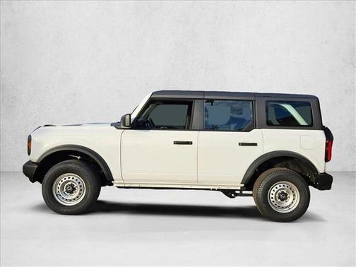 2025 Ford Bronco Base 4 Door 4x4